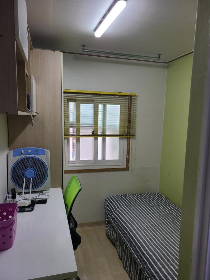 Core Livingtel Gangnam *